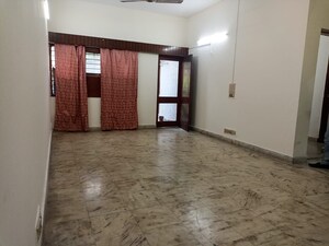 Room in 3.5 BHK Apartment at Mahagun Morpheus, Sector 50 – for Sale