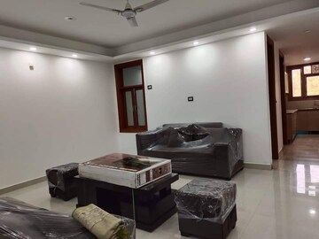 Living Room in 1 BHK Apartment at Saket – for Rent
