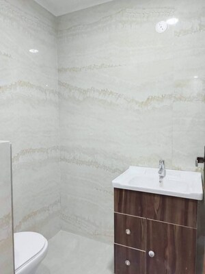 Bathroom in 1 BHK Apartment at Saket – for Rent