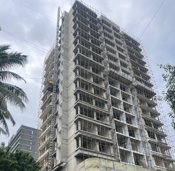 2 BHK Apartment For Sale in Woodstock Gardens, Santacruz West