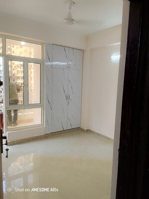 Room in 3 BHK Apartment at Supertech Ecovillage I, Sector 1 Greater Noida – for Rent