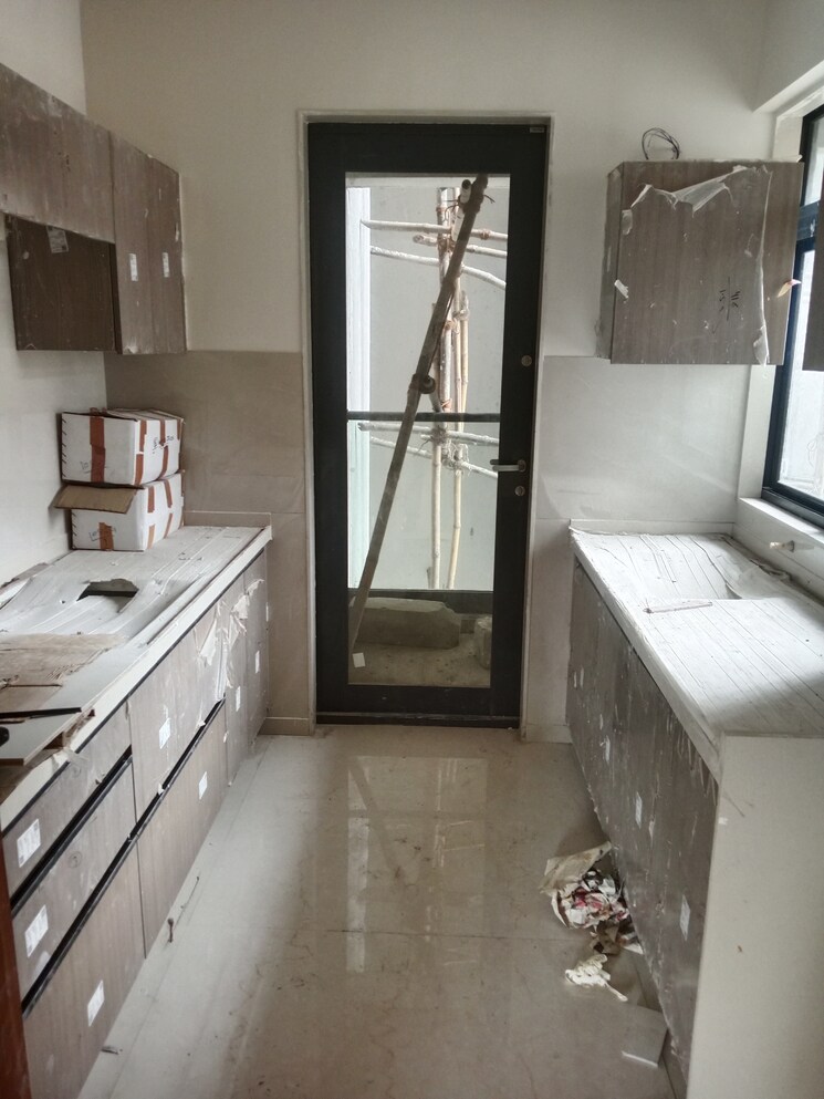 Kitchen, woodstock-gardens 3 Bedroom 1150 Sq.Ft. Apartment In Santacruz West Mumbai 9219330