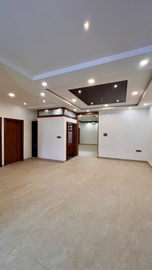 Living Room in 3 BHK Apartment at Jp Nagar – for Sale