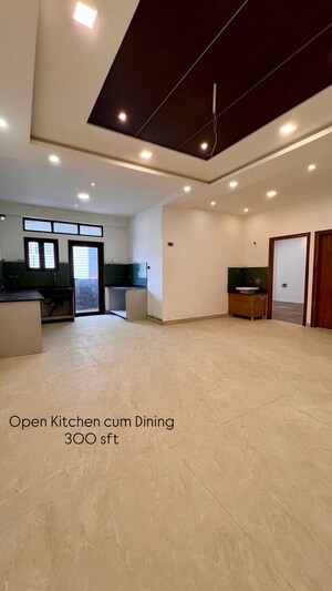 Room in 3 BHK Apartment at Jp Nagar – for Sale