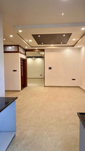 Room in 3 BHK Apartment at Jp Nagar – for Sale