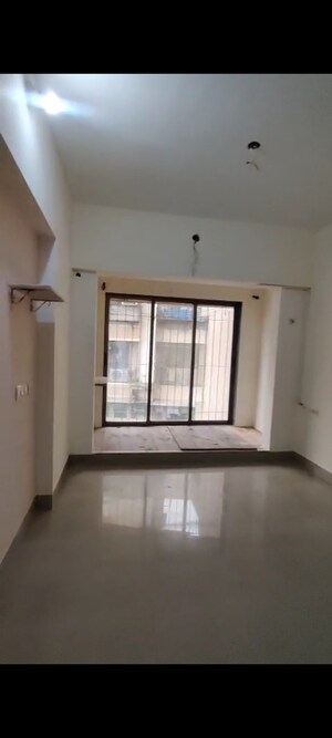 Room in 2 BHK Apartment at Megdoot CHS, Vile Parle East – for Sale