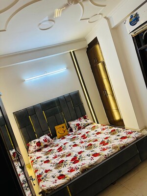 Bedroom in 2 BHK Apartment at Chattarpur – for Rent