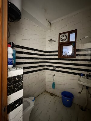 Attached Bathroom in 2 BHK Apartment at Chattarpur – for Rent