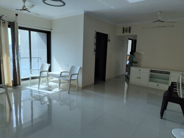 2 BHK Apartment For Rent in Asmita Sand Dunes, Malad West