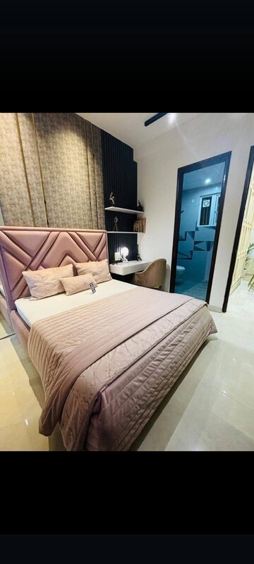 Bedroom in 3 BHK Builder Floor at Pir Machalla – for Sale