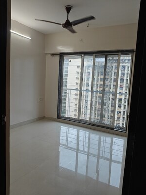 Room in 3 BHK Apartment at Veena Serenity, Chembur – for Sale