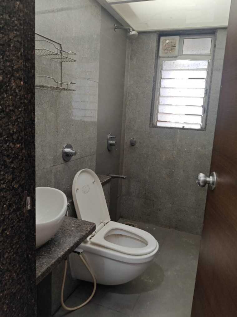 Bathroom, veena-serenity 3 Bedroom 781 Sq.Ft. Apartment In Chembur Mumbai 9219429
