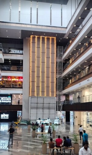  Shop For Sale in Adihm Ithums Galleria, Alpha Ii Greater Noida