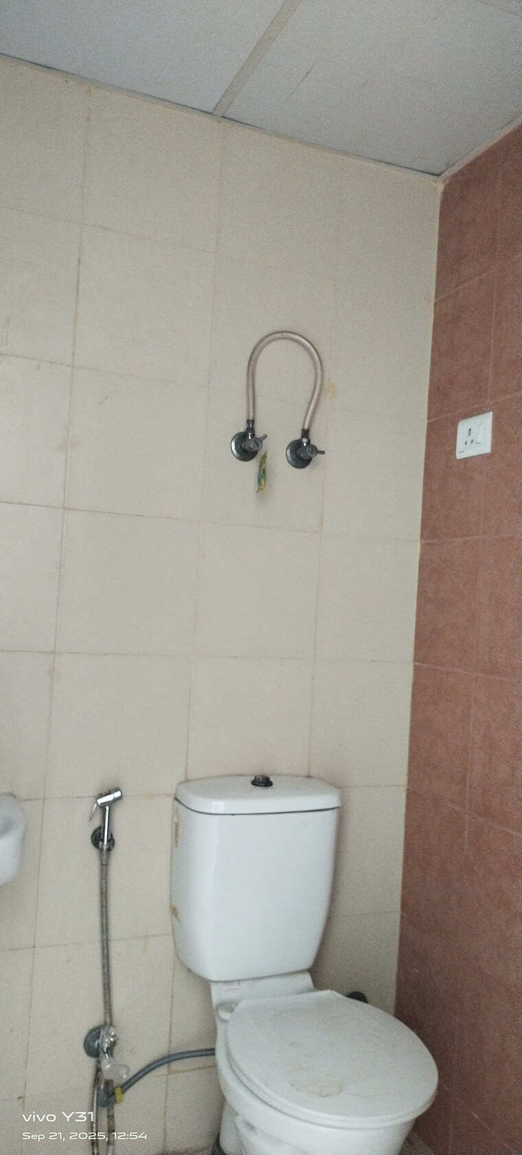 Bathroom, mahagun-mywoods 3 Bedroom 1545 Sq.Ft. Apartment In Sector 16c Greater Noida Greater Noida 9219448