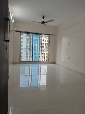 Room in 2 BHK Apartment at Veena Serenity, Chembur – for Sale