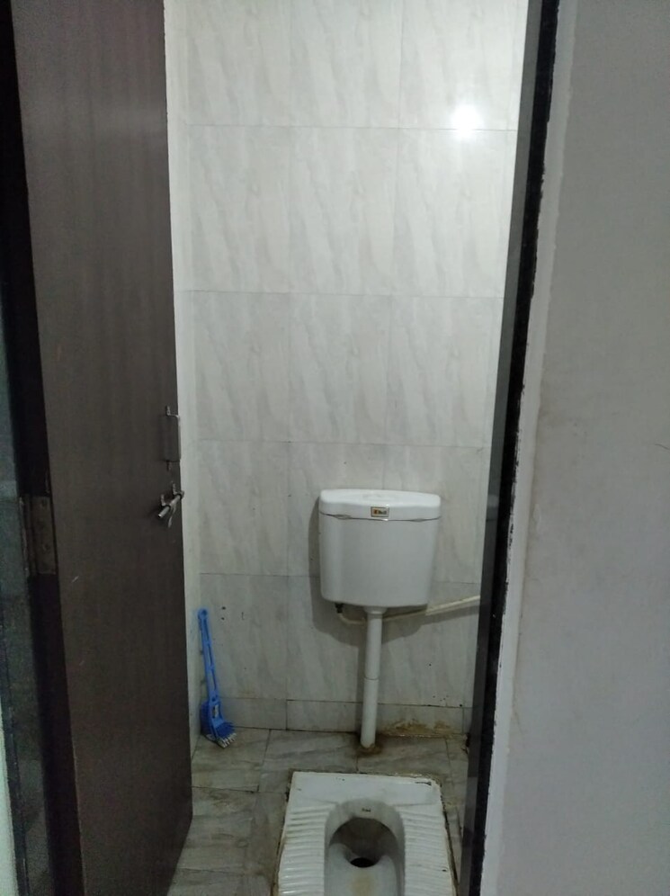 Bathroom, happy colony 1 Bedroom 531 Sq.Ft. Apartment In Happy Colony Pune 9219455