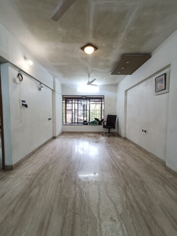 Room in 2 BHK Apartment at Swami Tower, Chembur – for Rent