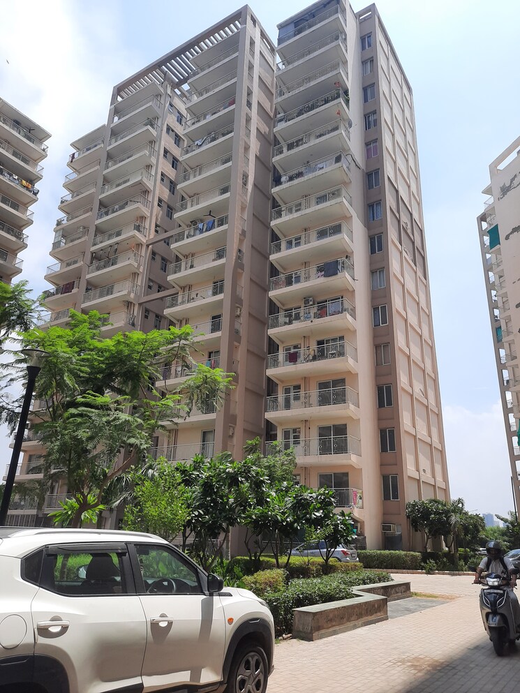 Exterior View, signature-global-proxima 2 Bedroom 675 Sq.Ft. Apartment In Sector 89 Gurgaon 9219469