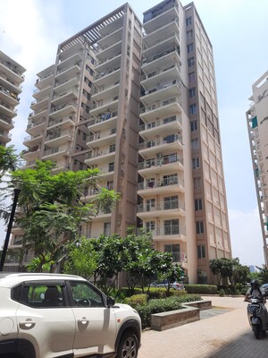 2 BHK Apartment – Exterior View View at Signature Orchard Avenue 2, Sector 93 - for Sale