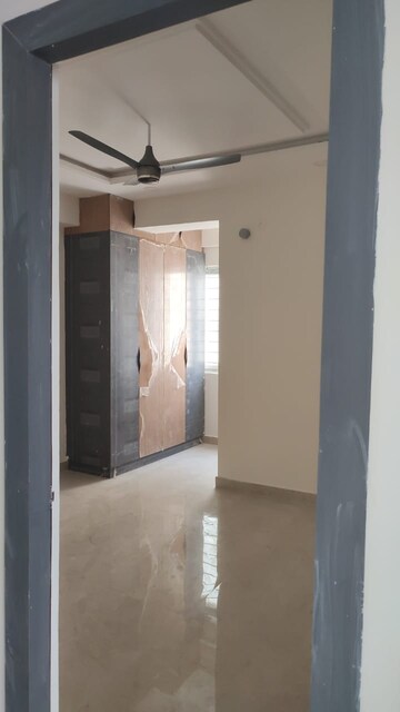 Room in 2 BHK Apartment at Narsingi – for Rent