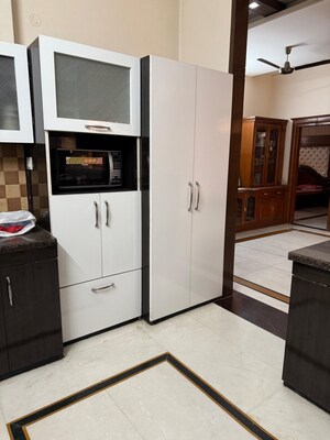 Kitchen in 5 BHK Villa at Sector 21 – for Rent