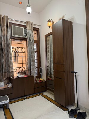 Bedroom in 5 BHK Villa at Sector 21 – for Rent