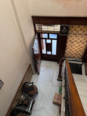 Staircase in 5 BHK Villa at Sector 21 – for Rent