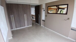 Room in 2 BHK Apartment at Hubtown Seasons, Chembur – for Rent