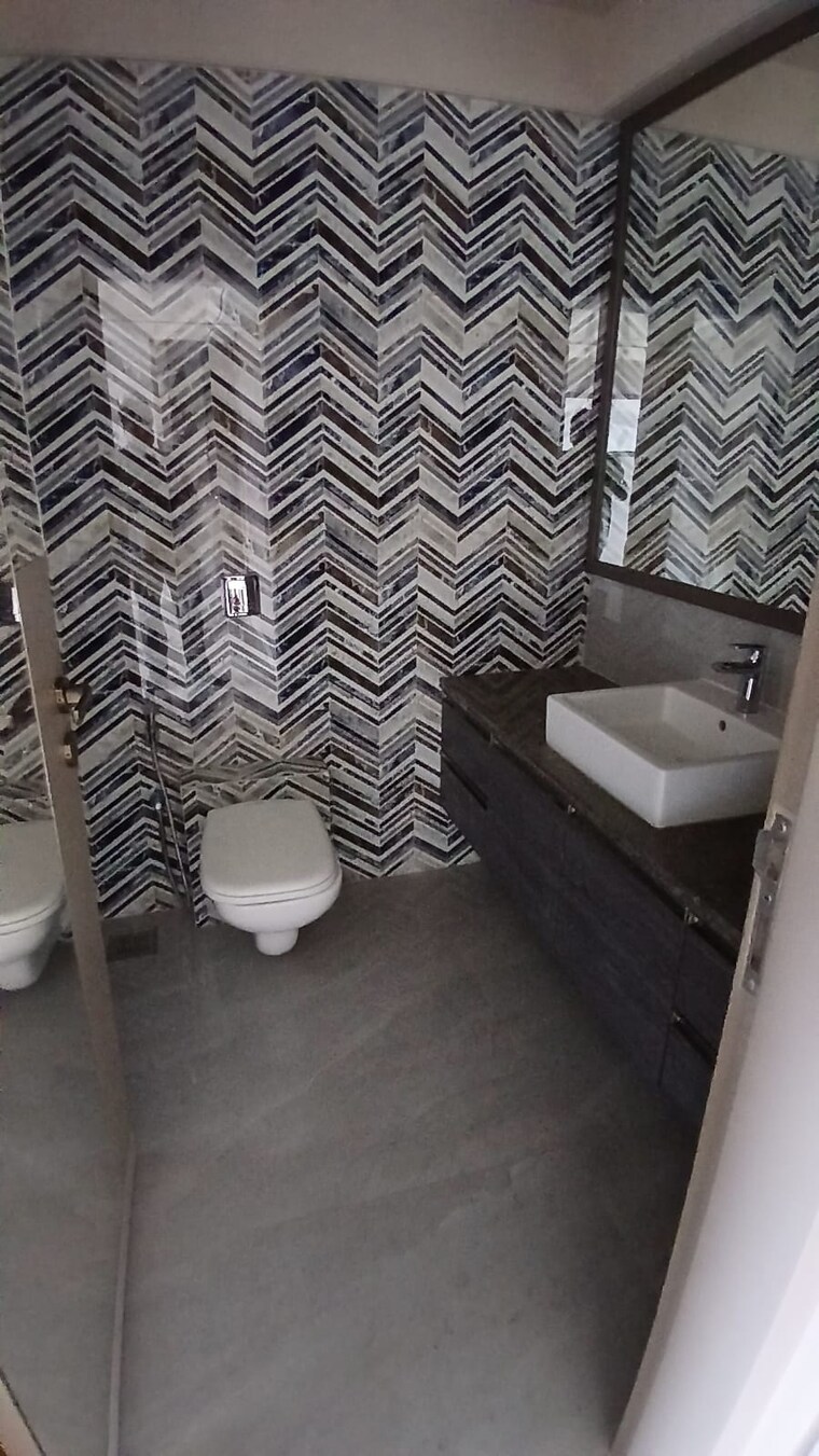 Bathroom, hubtown-seasons 2 Bedroom 754 Sq.Ft. Apartment In Chembur Mumbai 9219551