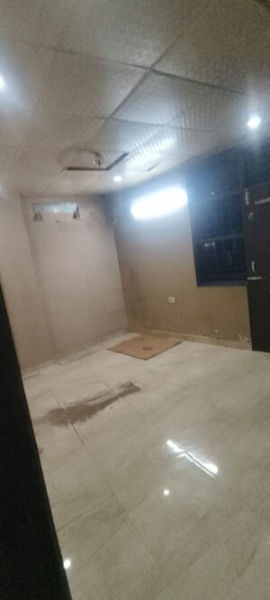 Room in 2 BHK Apartment at Sector 49 – for Sale