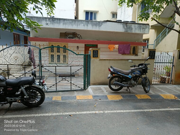  Parking, btm layout stage 2 4 Bedroom 1160 Sq.Ft. Independent House In Btm Layout Stage 2 Bangalore 9219591