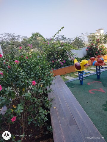 2 BHK Apartment – Garden View at Chembur - for Rent