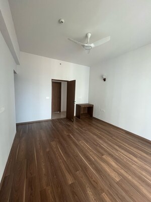 Room in 3 BHK Apartment at Conscient Hines Elevate, Sector 59 – for Rent