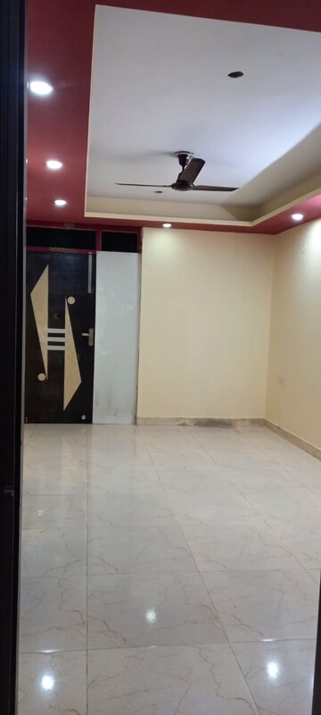 Room in 1 BHK Builder Floor at Palm Residency Chhatarpur, Chattarpur – for Rent
