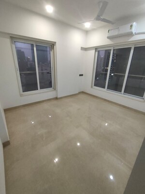 Room in 2 BHK Apartment at Dipti Ocean Terraces, Shivaji Park – for Rent