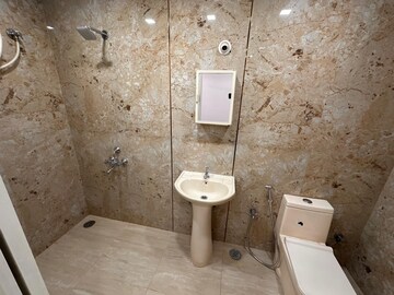 Bathroom in 4 BHK Builder Floor at Frazer Town – for Rent