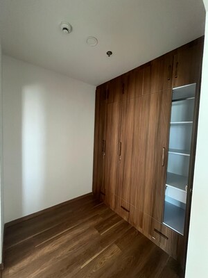 Room in 3 BHK Apartment at Conscient Hines Elevate, Sector 59 – for Rent