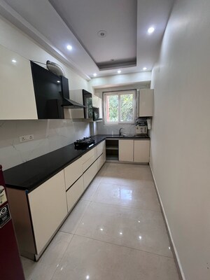 Kitchen in 3 BHK Builder Floor at Sector 43 – for Rent