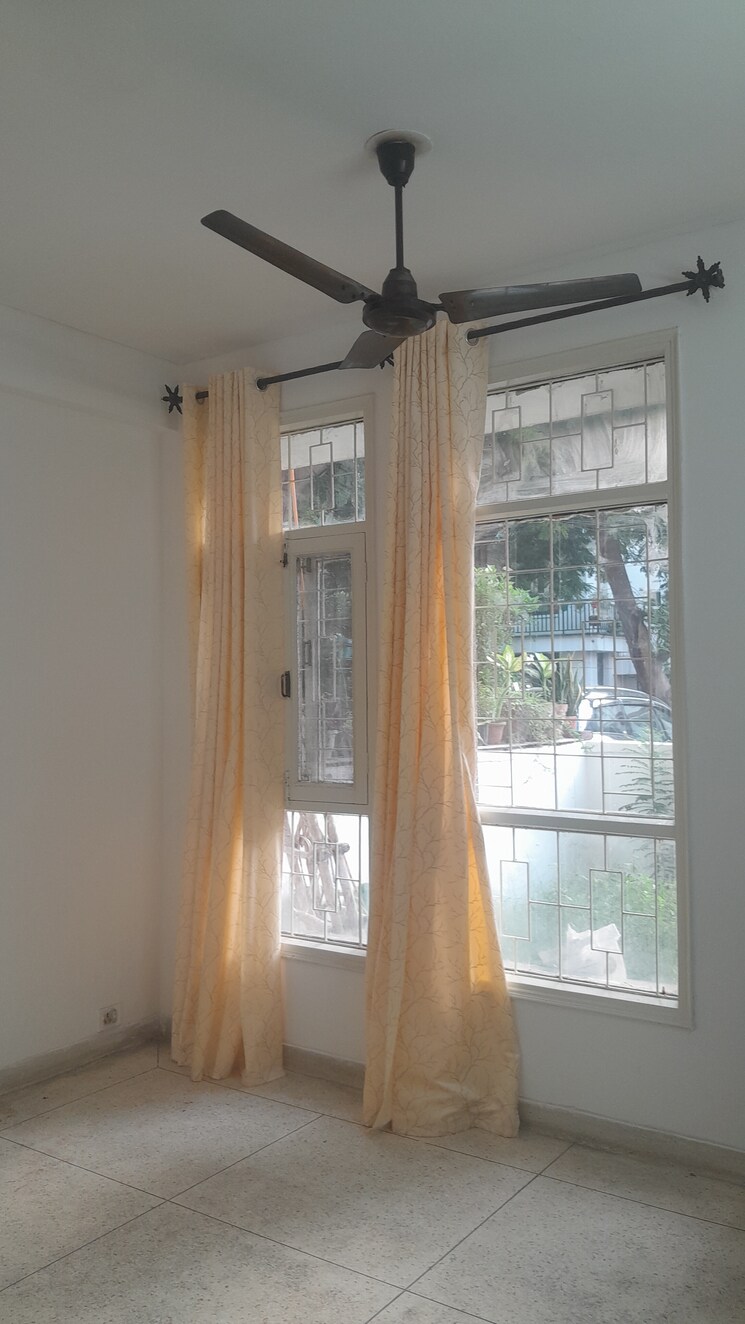 undefined, unitech-south-city-ii 3 Bedroom 1520 Sq.Ft. Builder Floor In Sector 50 Gurgaon 9219693