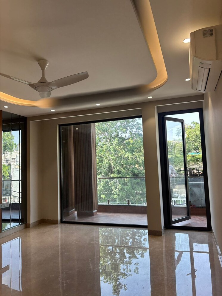 Living Room, greater kailash i 4 Bedroom 2700 Sq.Ft. Apartment In Greater Kailash I Delhi 9219698