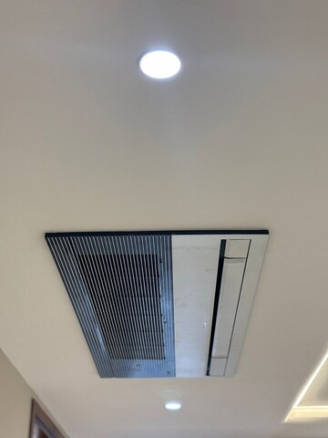 Furnished Amenities in 4 BHK Apartment at Greater Kailash I – for Sale