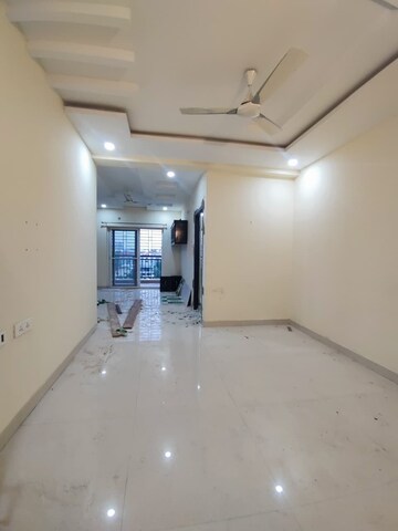 2 BHK Apartment For Rent in Vasavis Shanthinikethan, Madhapur