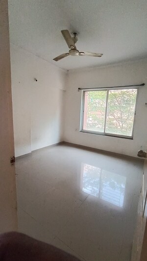 Room in 2 BHK Apartment at Rajveer Palace II, Pimple Saudagar – for Rent