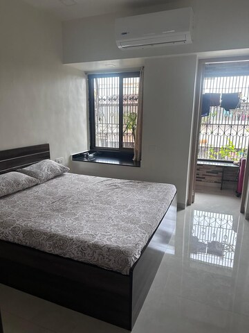 Bedroom in 2 BHK Apartment at Vardhman Estate, Lalbaug – for Rent