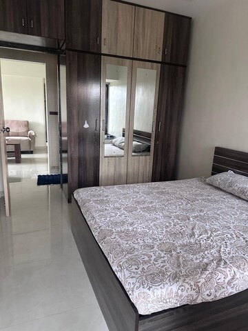 Bedroom in 2 BHK Apartment at Vardhman Estate, Lalbaug – for Rent