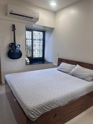 Bedroom in 2 BHK Apartment at Vardhman Estate, Lalbaug – for Rent