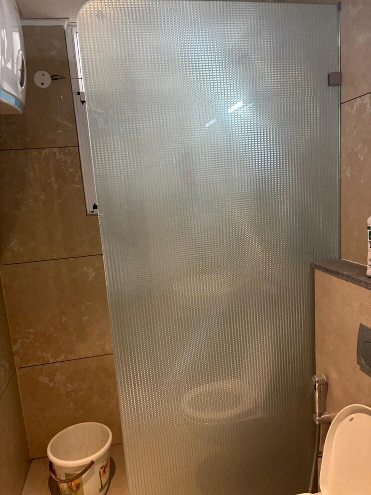 Bathroom, allwin-el-spazia 3 Bedroom 1638 Sq.Ft. Apartment In Sanauli Zirakpur 9219740