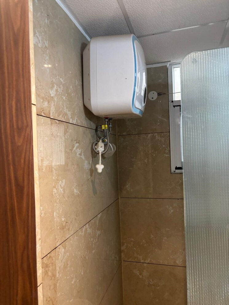 Bathroom, allwin-el-spazia 3 Bedroom 1638 Sq.Ft. Apartment In Sanauli Zirakpur 9219740