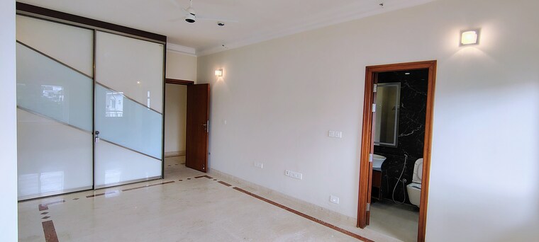Room, hm-grandeur 3 Bedroom 3372 Sq.Ft. Apartment In Frazer Town Bangalore 9219748