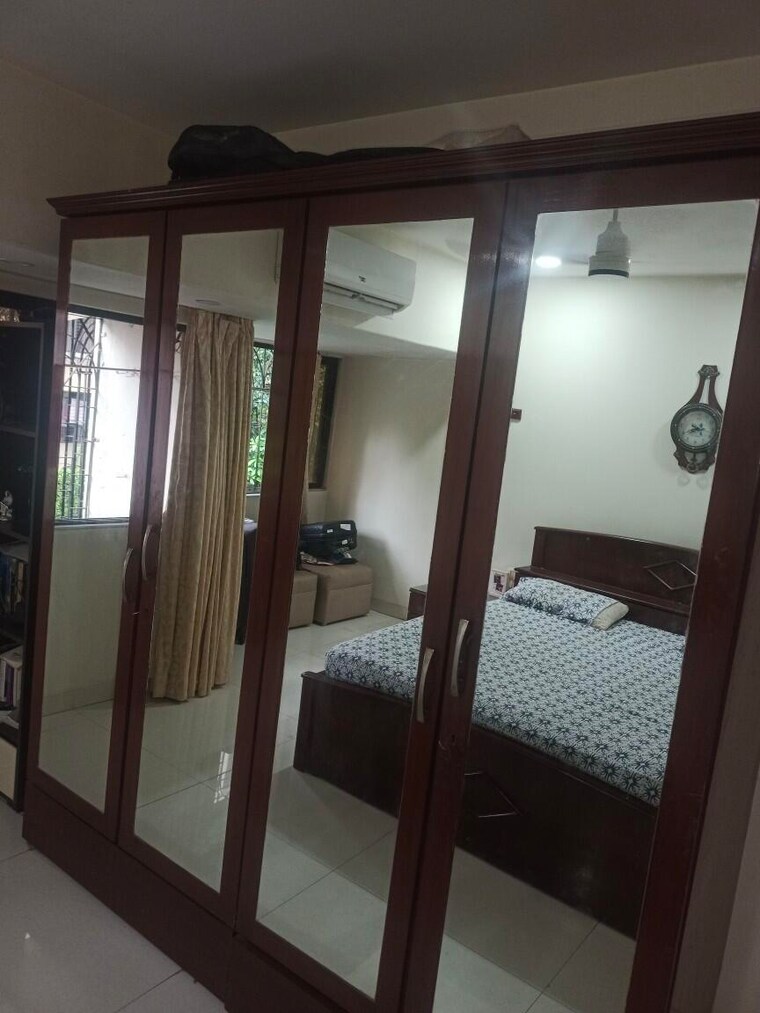 Team Area, lokhandwala-complex 2 Bedroom 870 Sq.Ft. Apartment In Andheri West Mumbai 9219764